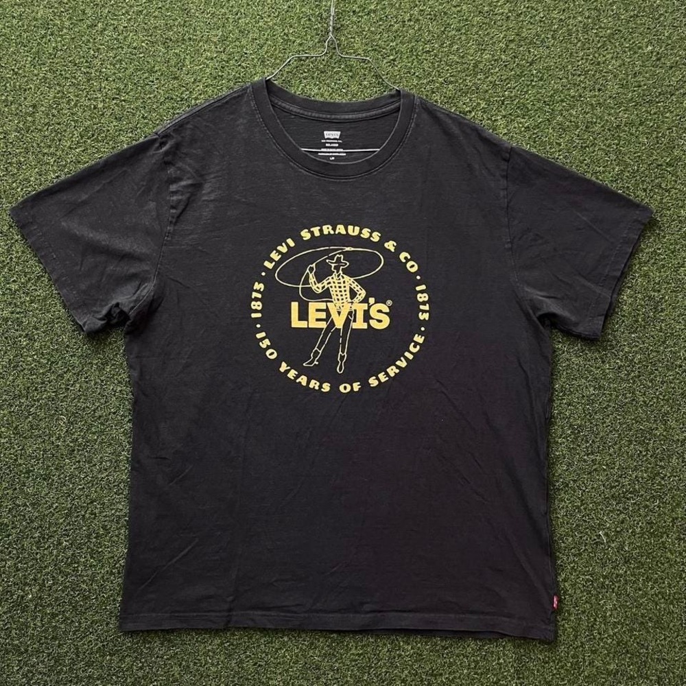 Levi's Cowboy Relaxed Fit‎ Graphic Tee Shirt